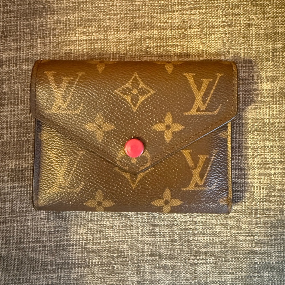 Louis Vuitton Victorine Wallet